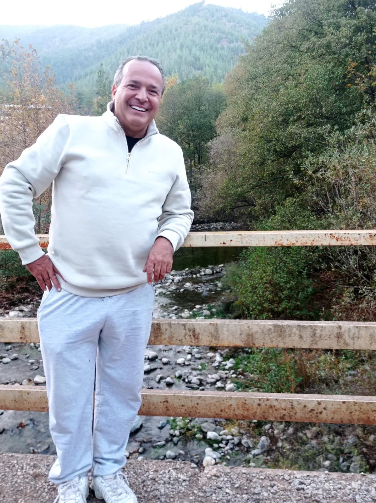 Mete Adan outdoors